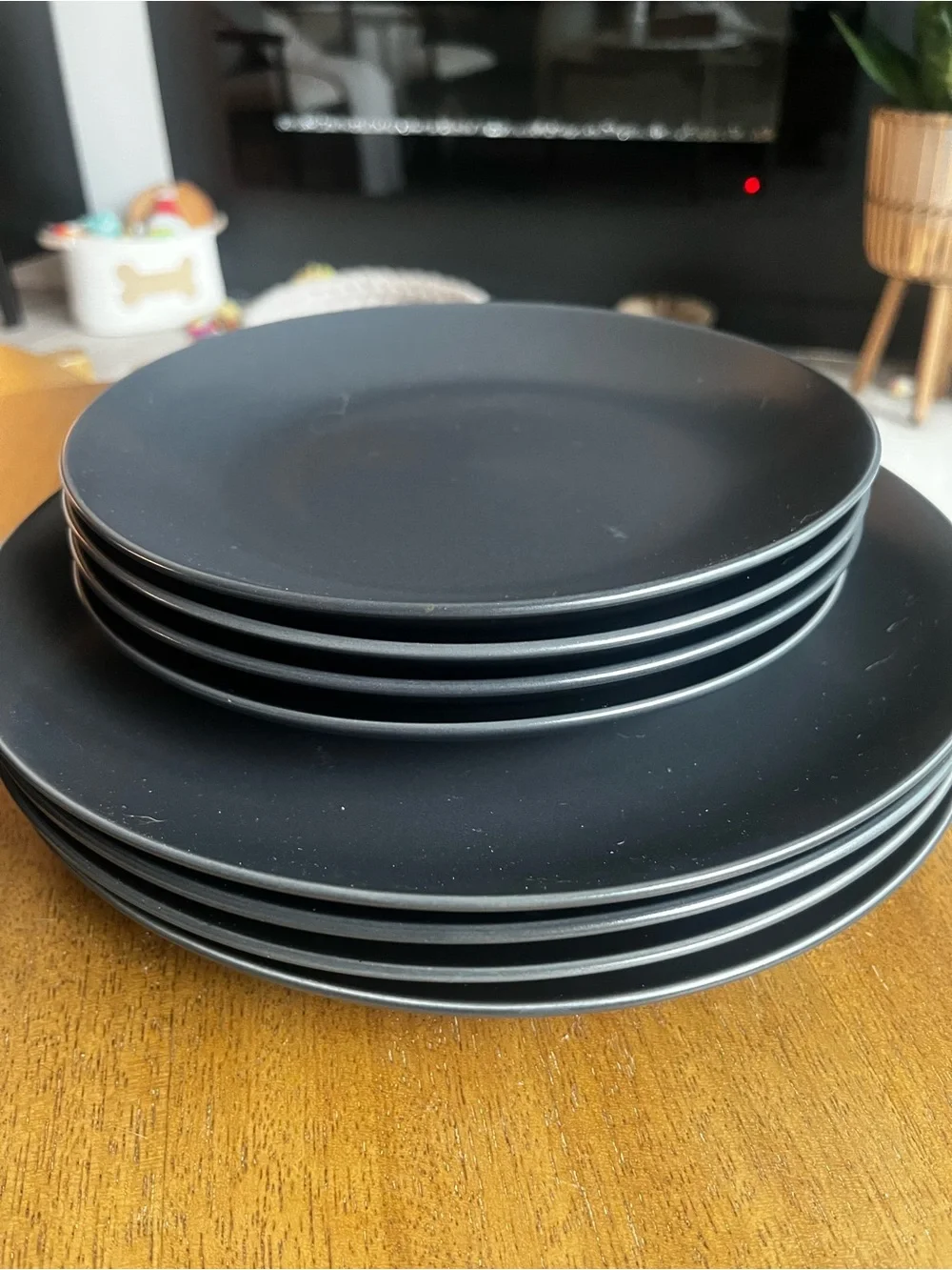 Matte Black Dinnerware Set – 4 Piece Home Dining Collection
